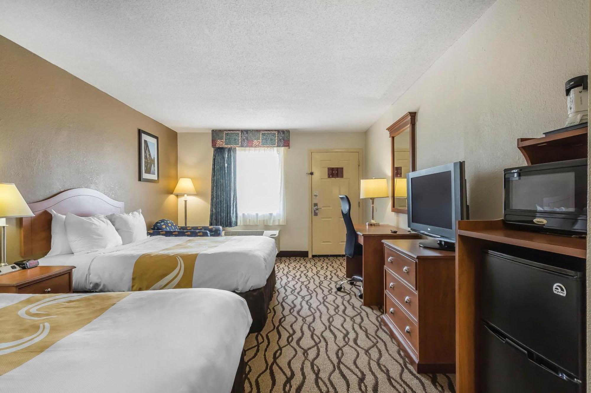 Quality Inn Charleston - Sikeston Eksteriør bilde