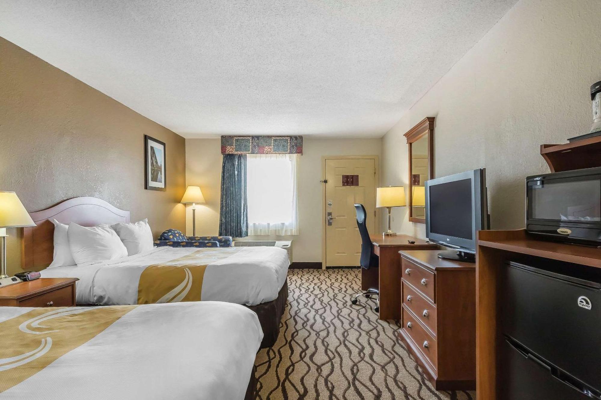 Quality Inn Charleston - Sikeston Eksteriør bilde